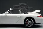 Porsche 911 Carrera 4S Cabriolet 2010 года
